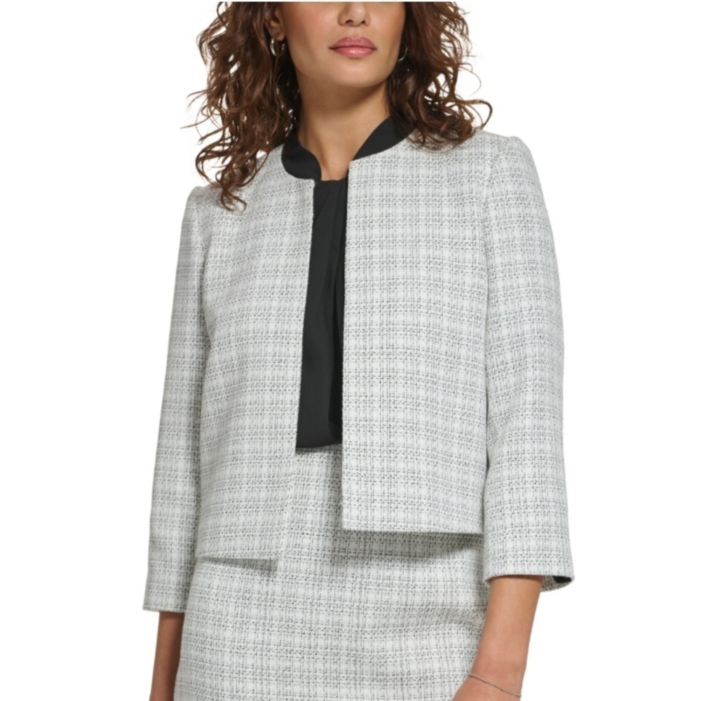Calvin Klein Open Front Collarless Cropped Blazer Cream/Black Size 10